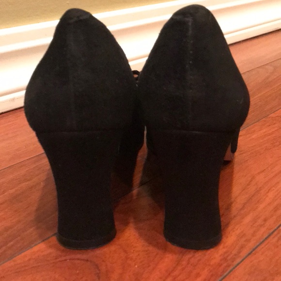 Vaneli black suede pumps - Picture 4 of 7